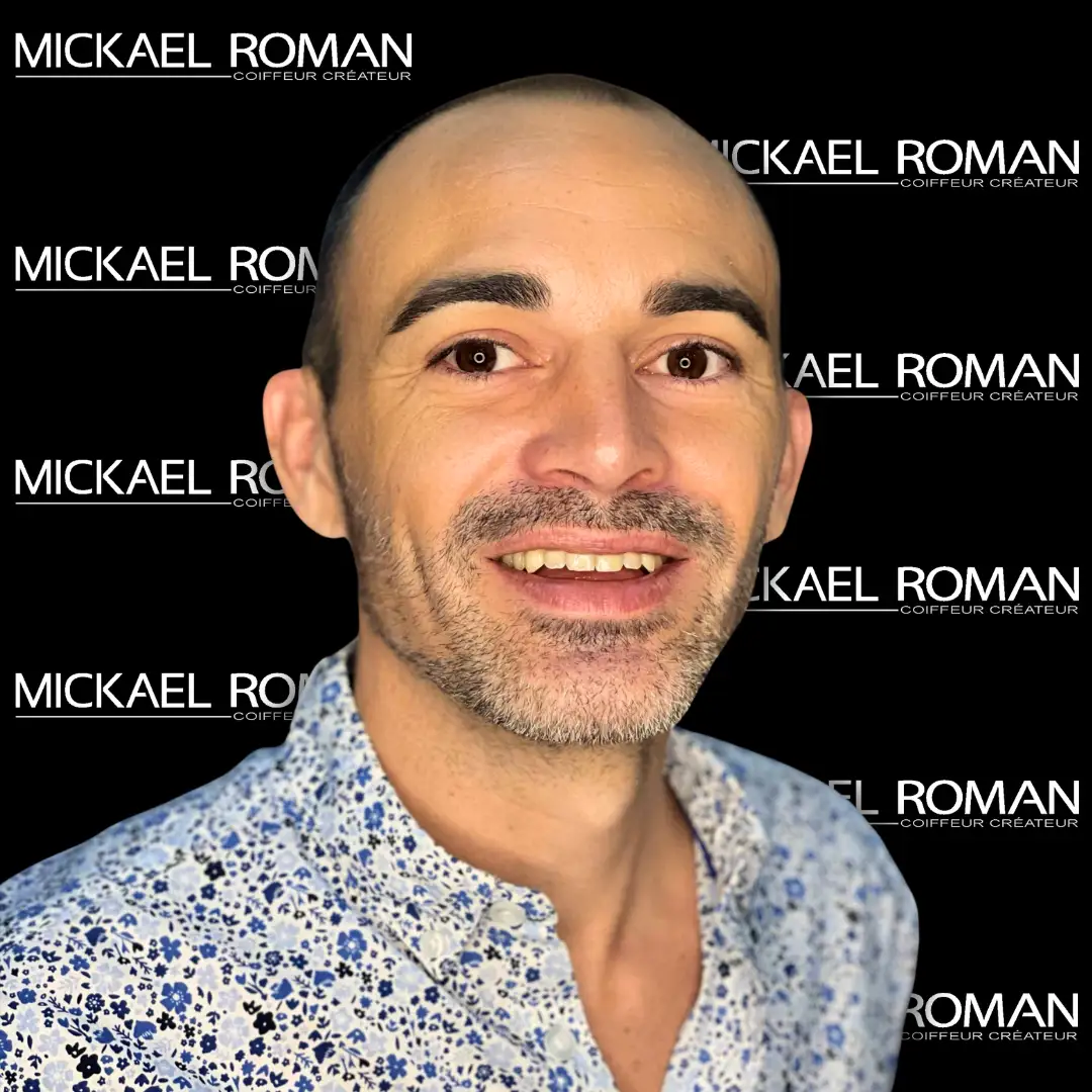 Romain, fondateur du Salon Mickael Roman à Vayres depuis 2013